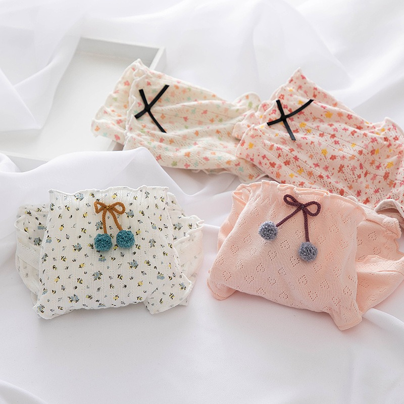 Cantik dan Nyaman! Celana Dalam Wanita Cewek Remaja dengan Bahan Katun dan Motif Corak Bunga CD065