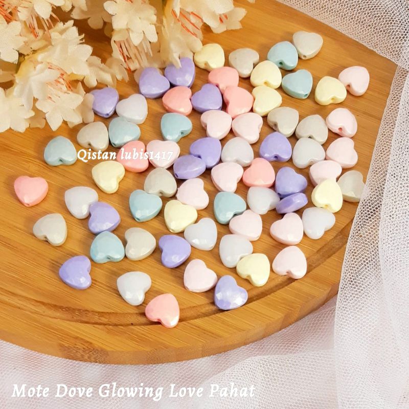 Mote-Mote Dove Glowing Pastel