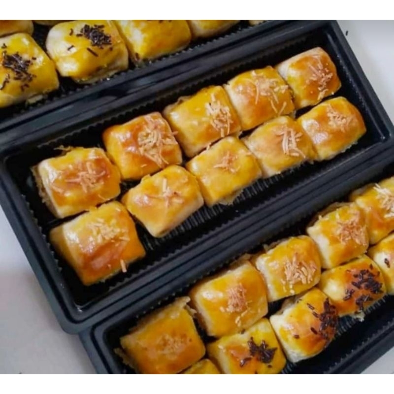 

bolen pisang aneka isi
