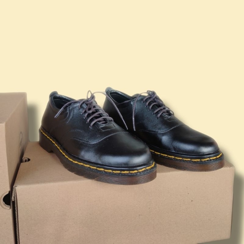 Sepatu Pria Low Bots Kulit Asli Original