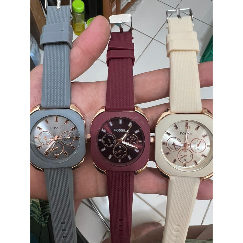 (Grosir)Cod Jam Tangan Wanita Fashion Fo22iL Kota Crono3 Varisi Strap Rubber/Karet(Best Seller Jakarta)