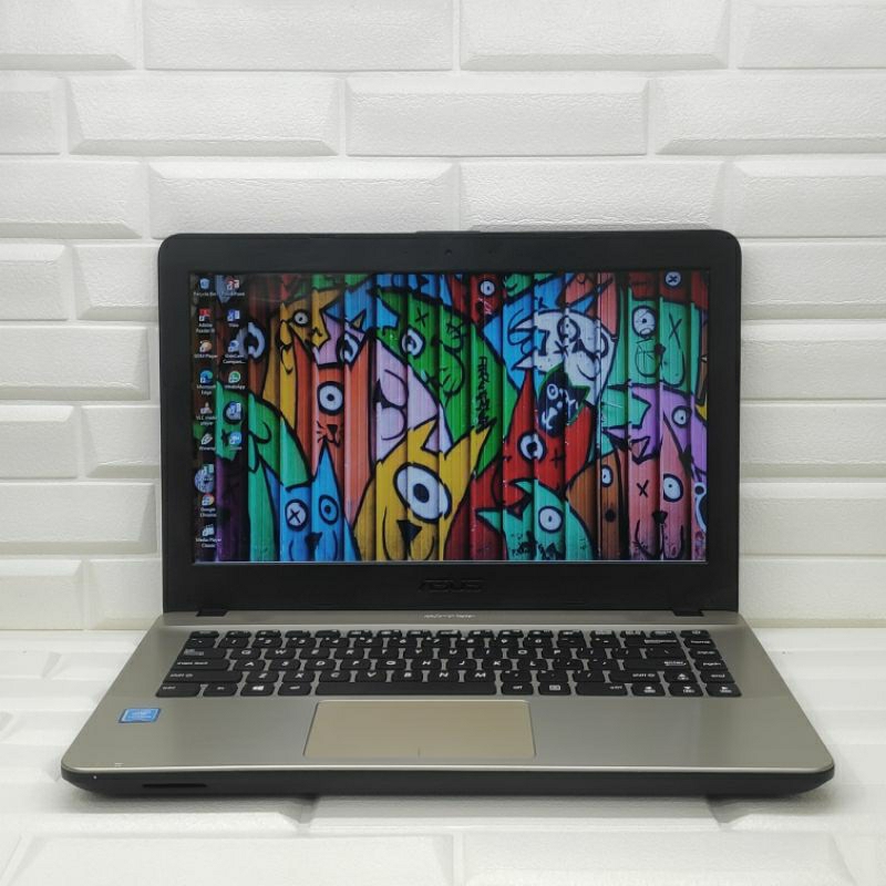 Laptop Asus Vivobook X441MA Intel Celeron N4020 4GB SSD 256GB MULUS