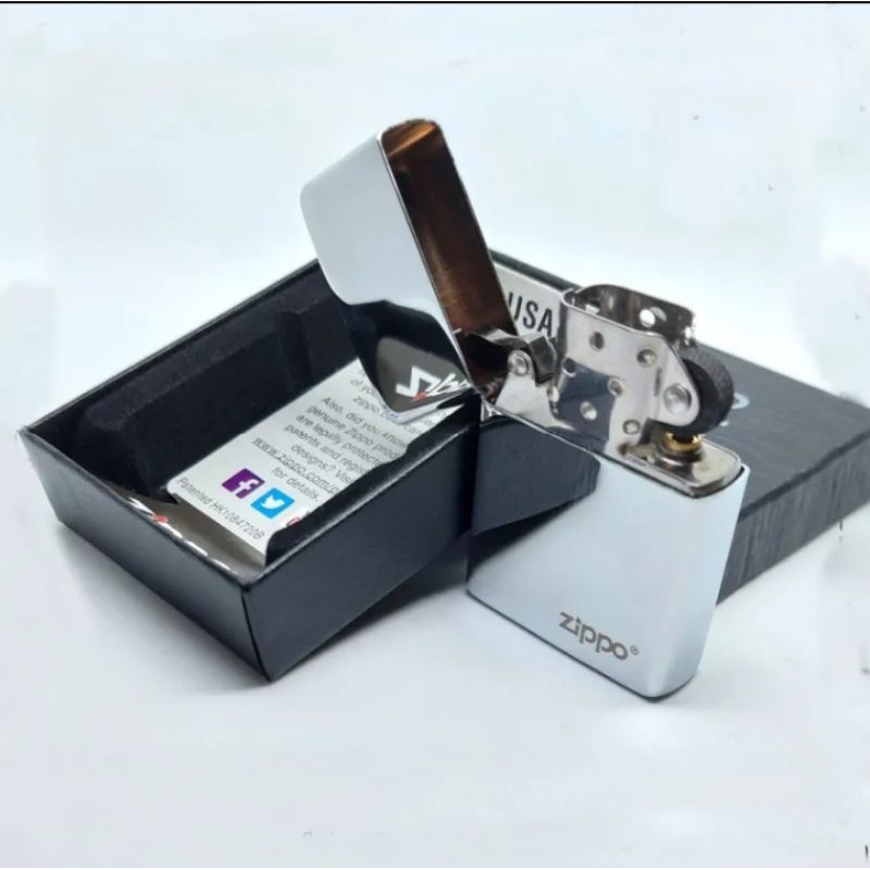 korek api Zippo silver ice glossy logo bawah premium