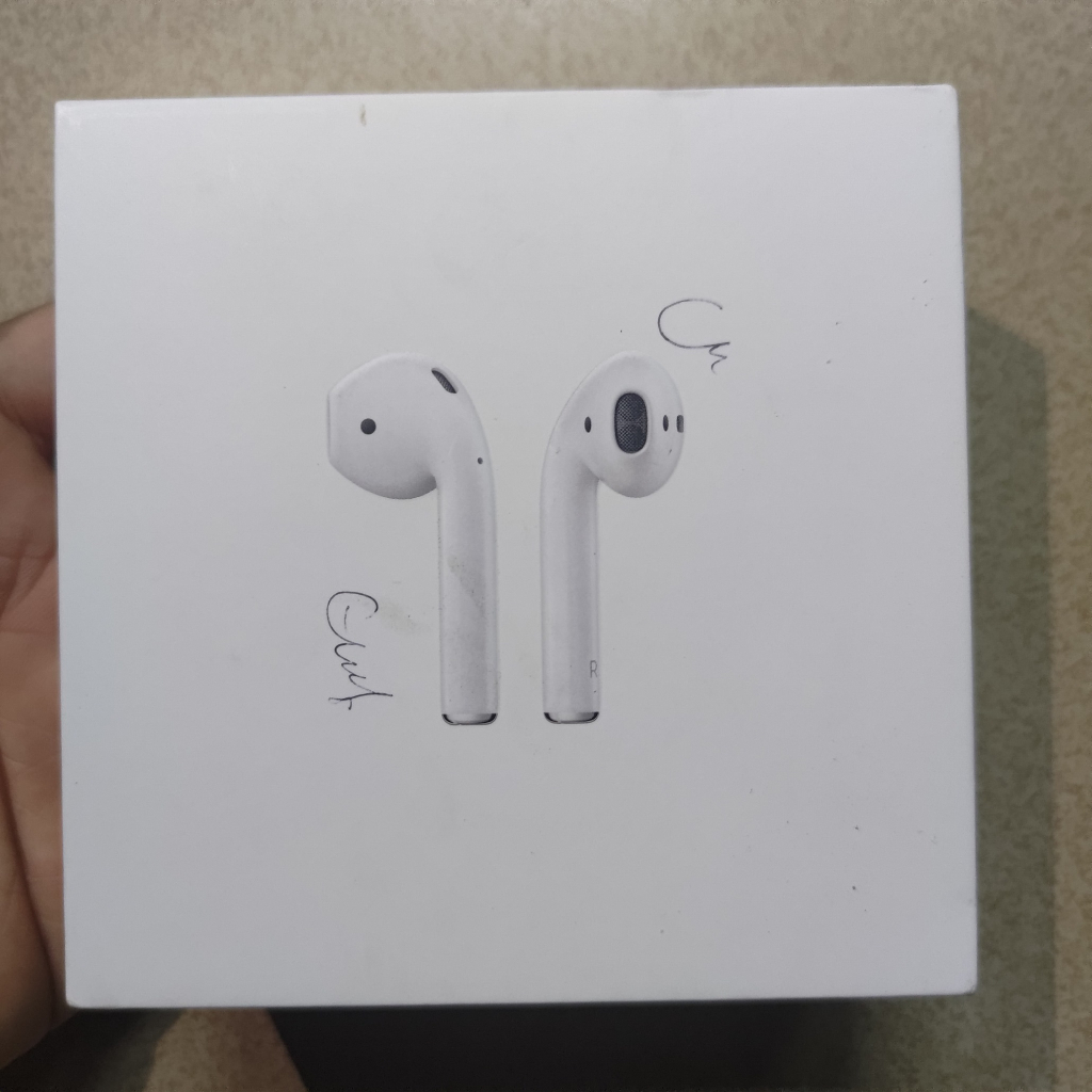 Apple Airpods MV7N2ID/A With Charging Case Garansi Resmi