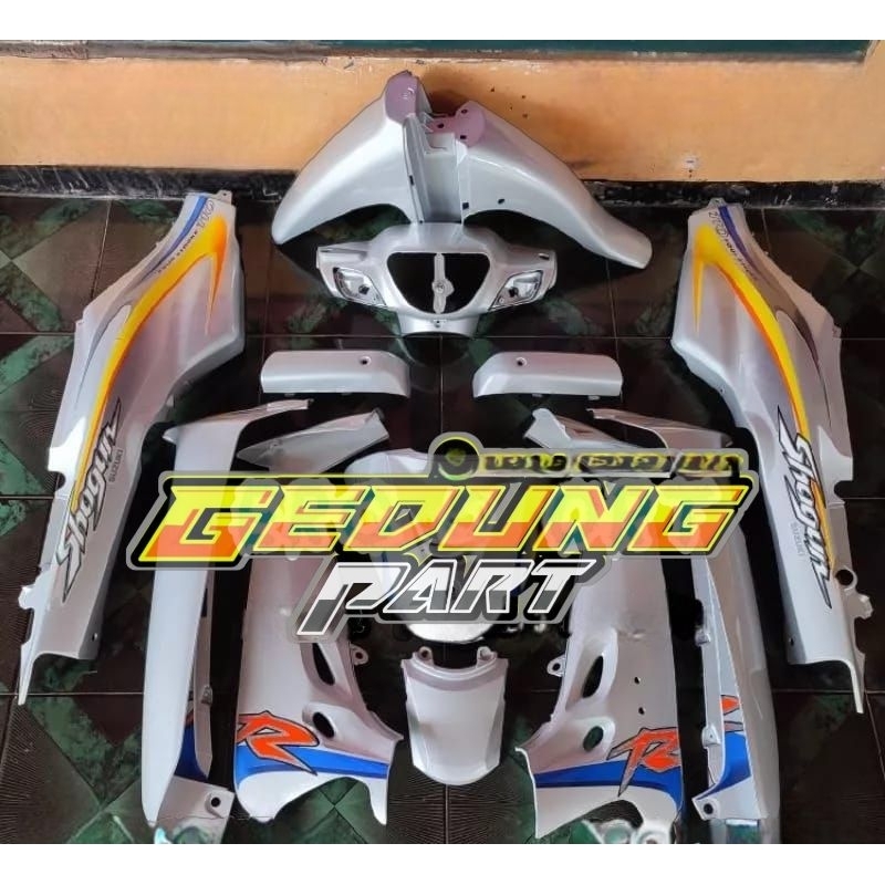 Cover body halus full set suzuki shogun r 110 silver suzuki shogun 110