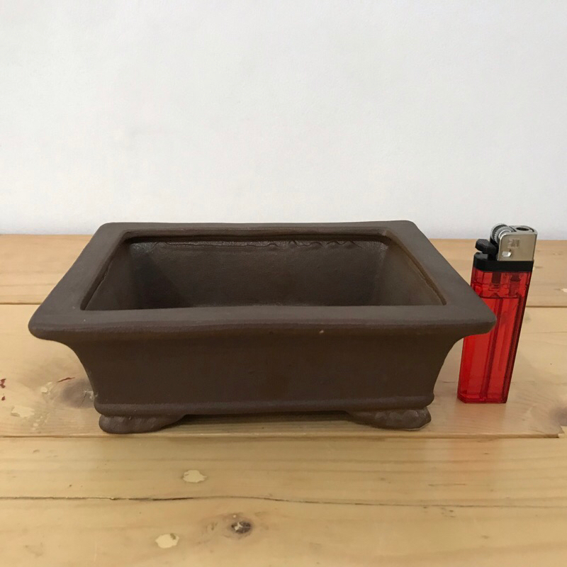 pot keramik persegi panjang