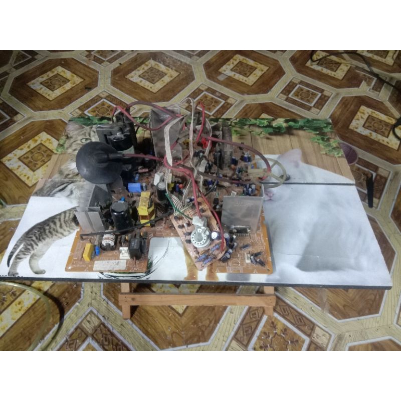 mesin tv polytron 21" slim (non EW) normal