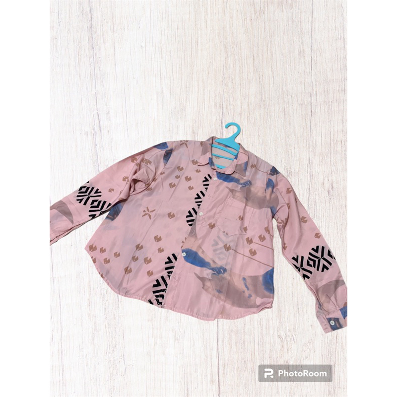 PRELOVED KEMEJA MOTIF