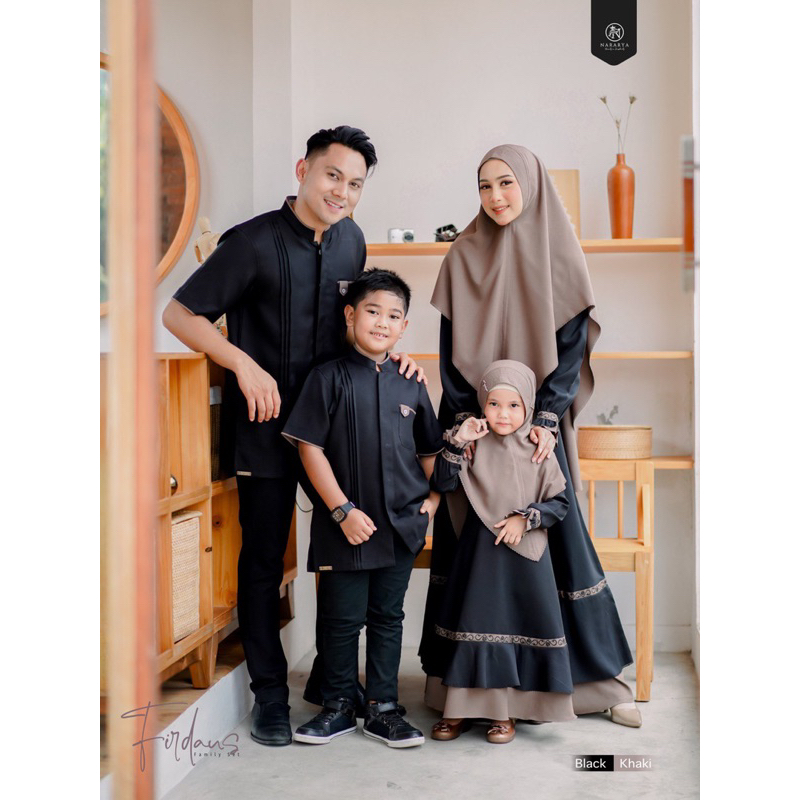 Firdaus Family Set by Nararya