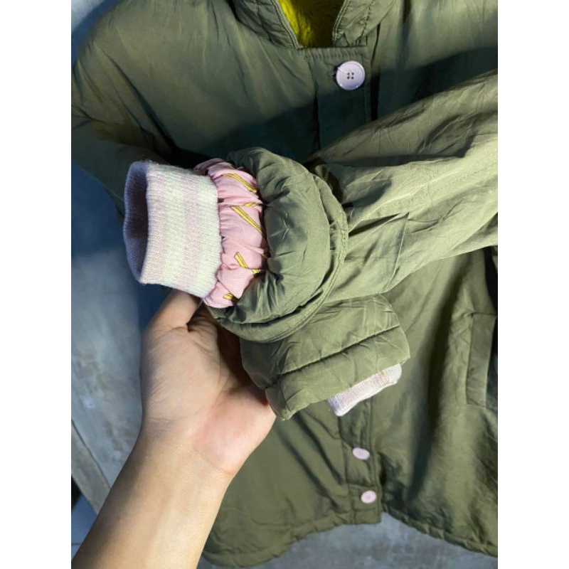 .JAKETT TEBAL SANGAT HANGAT WARNA ARMY HIJAU MULUS NO MINUS SIZE M