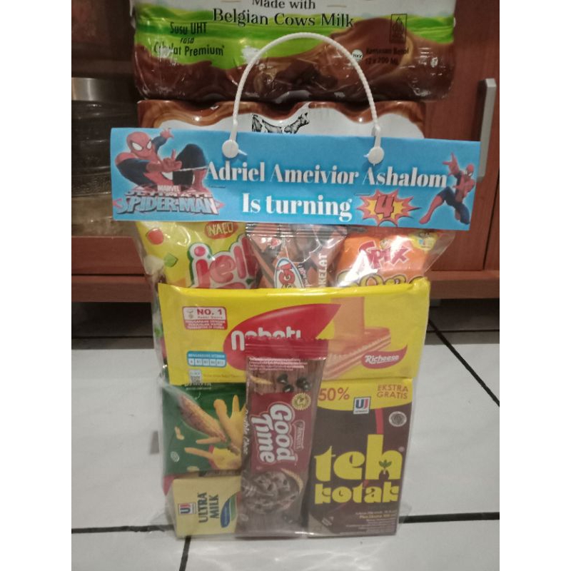 

Paket Snack Ulang Tahun / Khitanan / Syukuran (LABEL COSTUM)