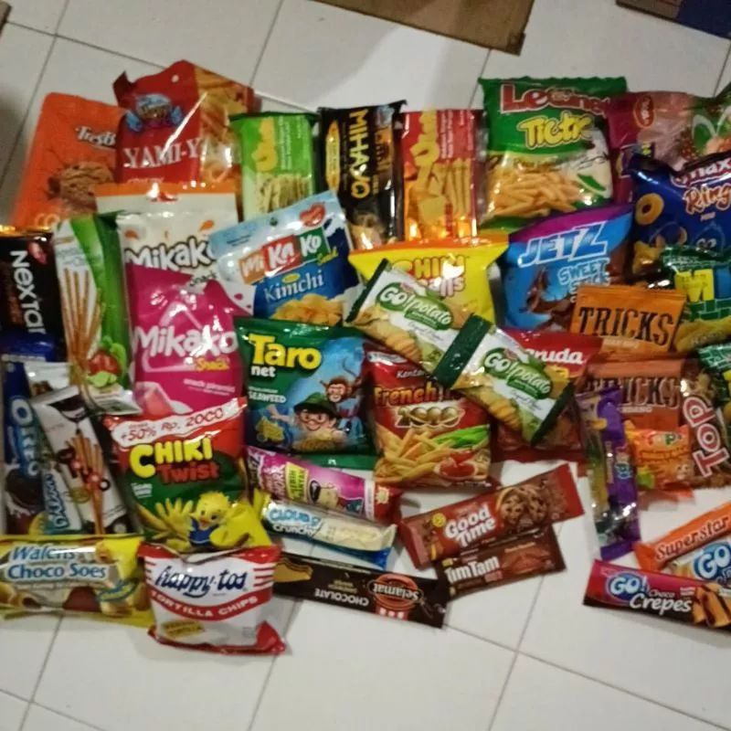 

aneka Snack murah paket termurah jajan 1 paket campur mix banyak varian