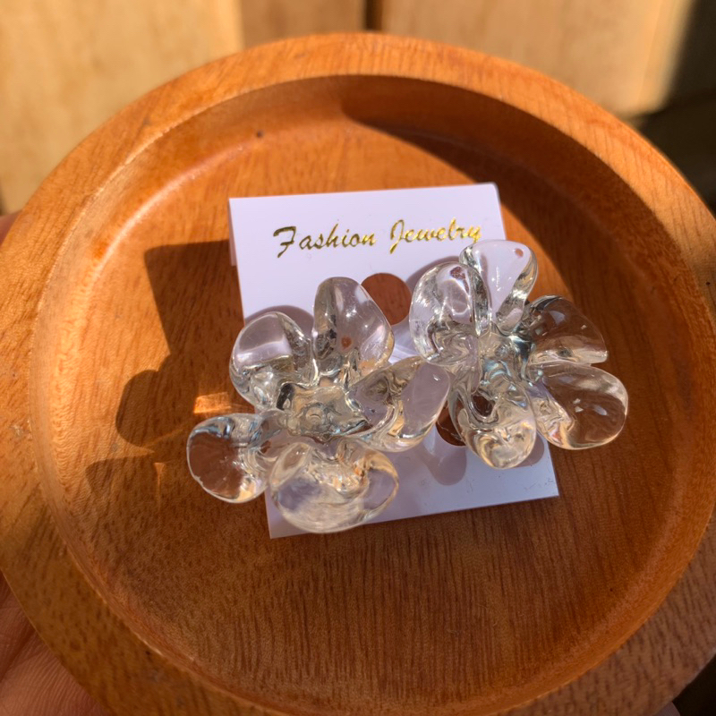 flowy clear anting hijab jepit