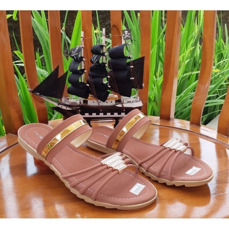 Fahrie shoes sendal flat wanita kokop piramida terbaru fh-46