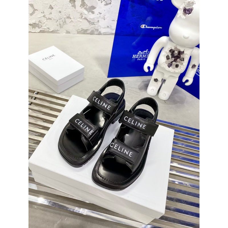 Sandal sepatu cel*ne lisa blackpink