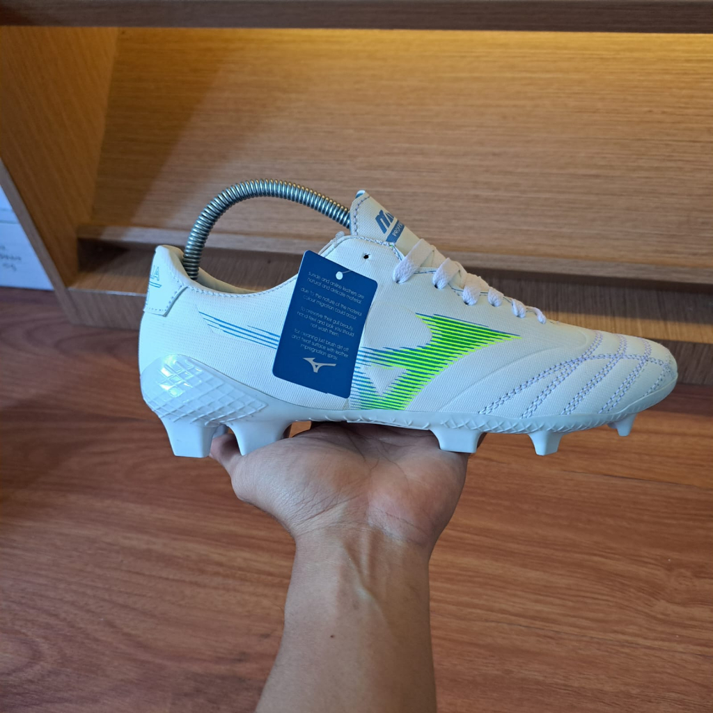 Sepatu Bola Mizuno Neo Moriela terbaru 2023