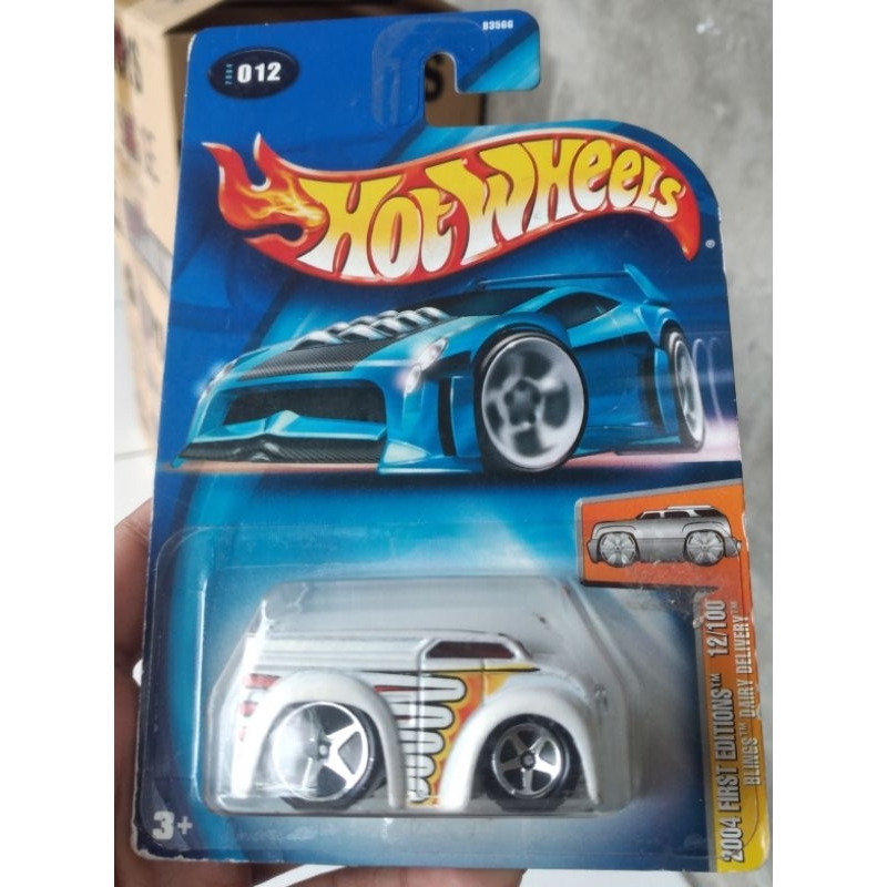 hot wheels Blings dairy delivery 2004 first editions