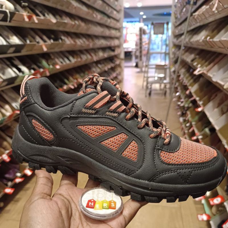 TRAIL DARK GREY 192941 SEPATU SNEAKERS WANITA BY PAYLESS BRAND RUGGED OUTBACK