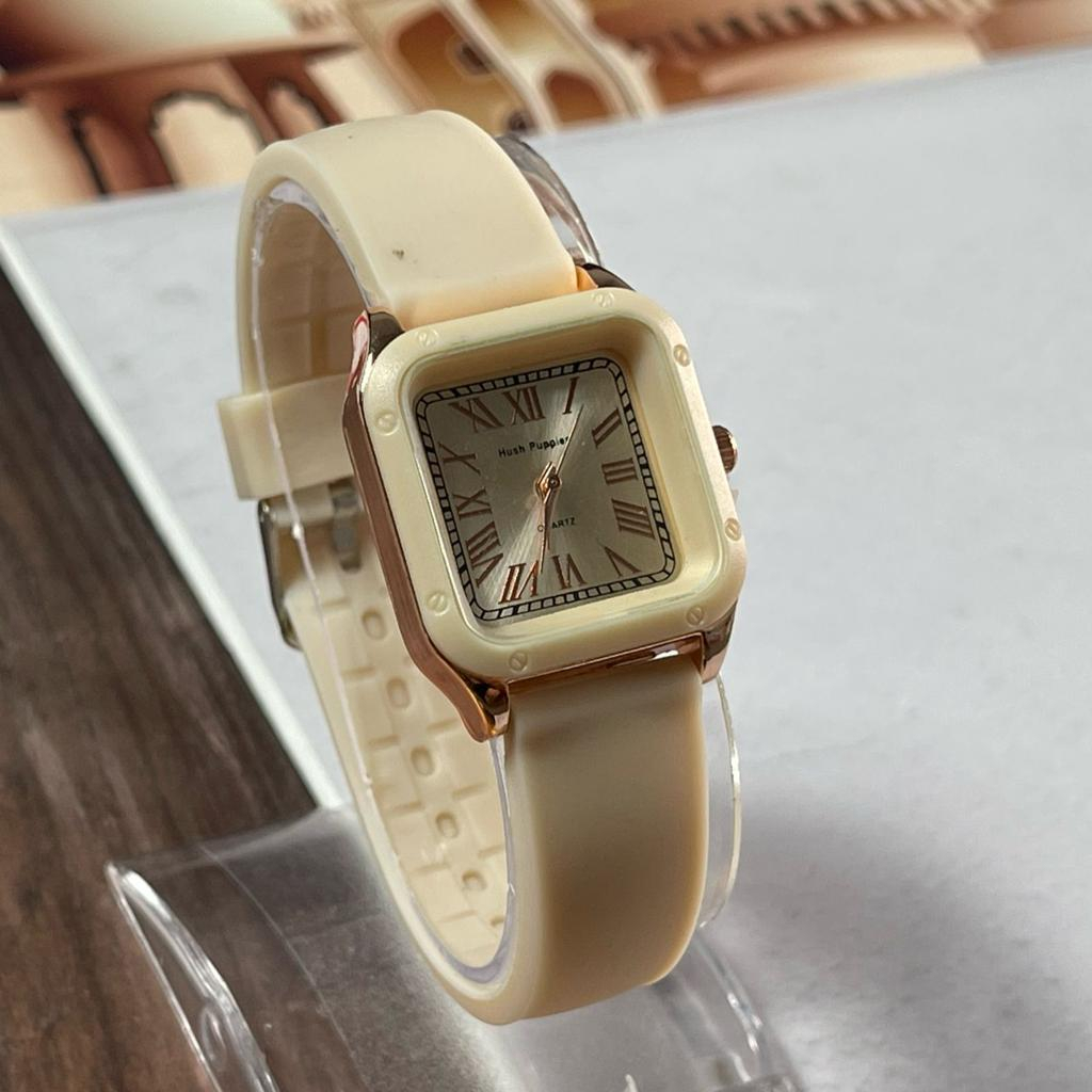 (BW) JAM TANGAN ANALOG WANITA SEGI RUBBER HP-016