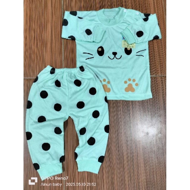 Setelan Baju Bayi Panjang Kancing Pundak Motif Kucing Garis