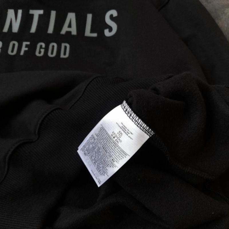 RUGBY JAKET SWEATER ESSENTIALS FEAR OF GOD HITAM FULLTAG &amp; LABEL