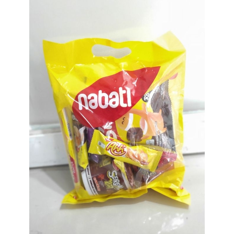 

Paket Snack Nabati / Paket Snack GarudaFood / Hampers Snack / Bingkisan / Souvenir / Termurah / Hampers