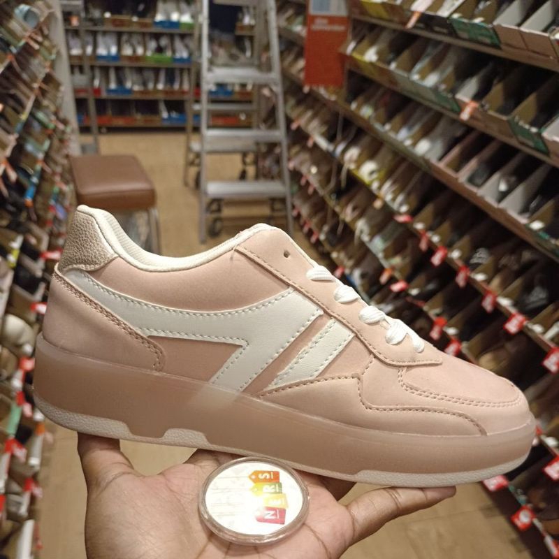 COURT SNEAKERS LIGHT PINK 197460 SEPATU SNEAKERS WANITA BY PAYLESS BRAND FIONI