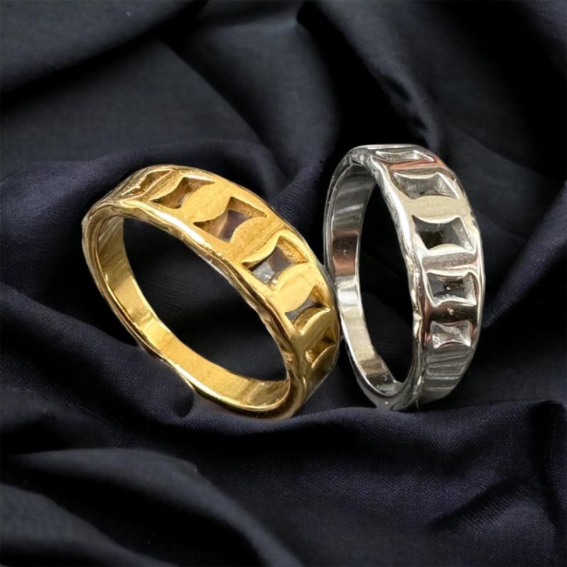 cincin titanium wanita model rantai kilau