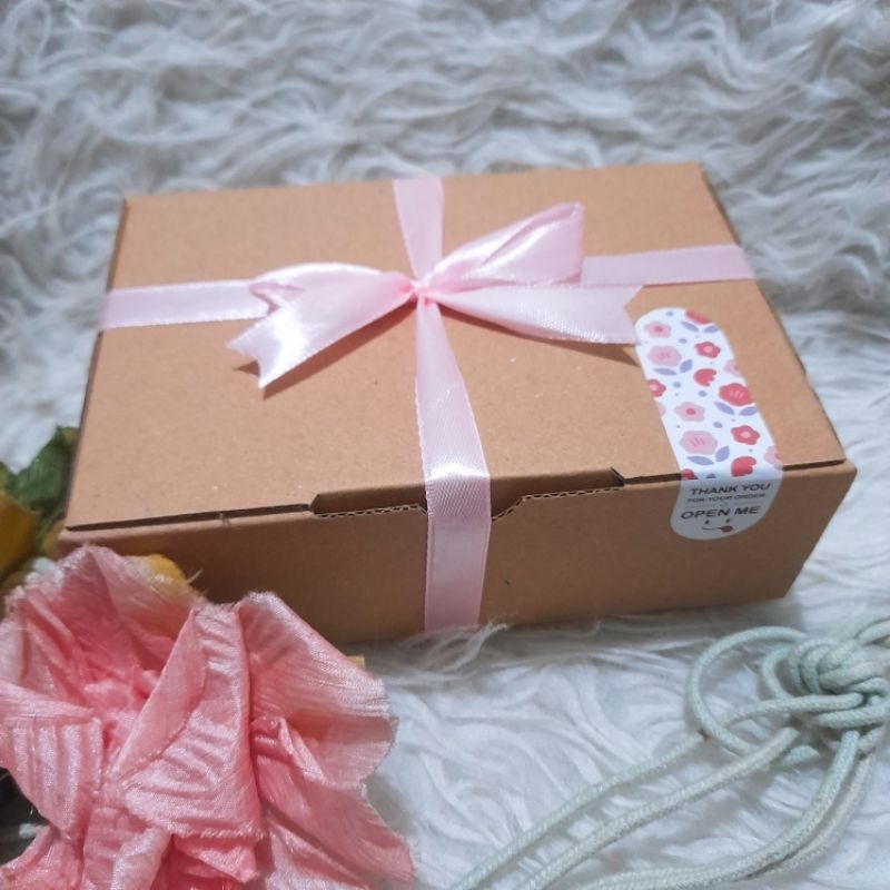 Kado Jam Tangan Wanita Hadiah Hampers Gift Box