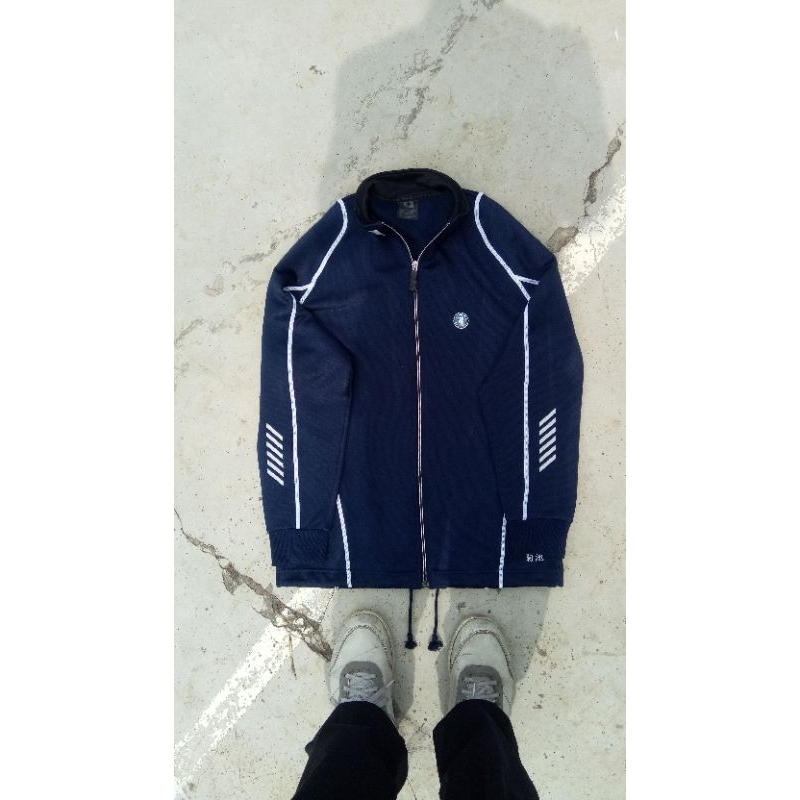 JAKET RUNNING DESCENTE NAVY