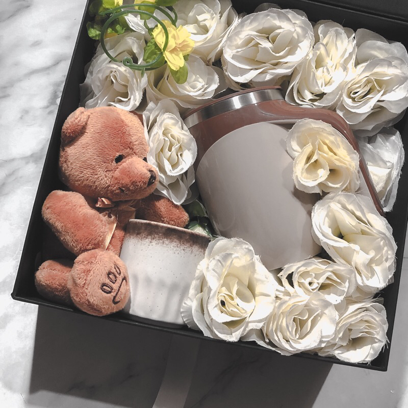 Harlow Package - Mother’s Day Package - Bunga / Rose / Hampers Boneka / Gift Hari Ibu