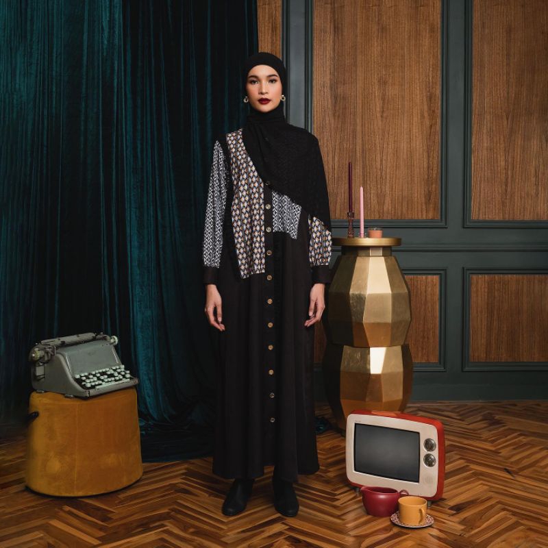 ZS CHROMATICA AUBREY DRESS by ZASKIA SUNGKAR