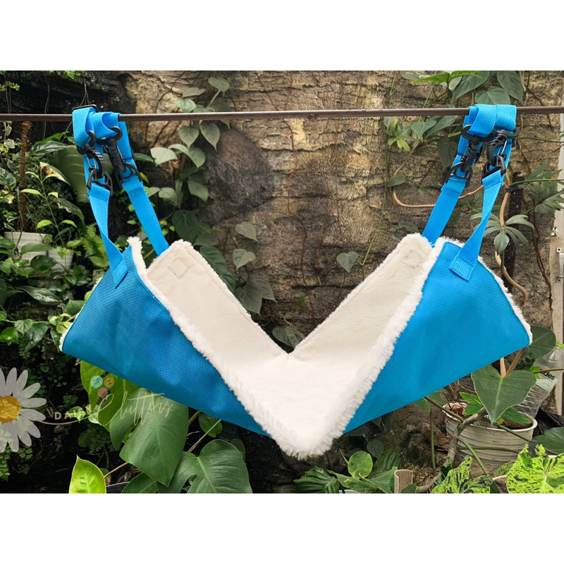 Daisyclutters Hammock / Ayunan Kucing Blue White Yuki Jumbo Murah Bahan Bulu Premium