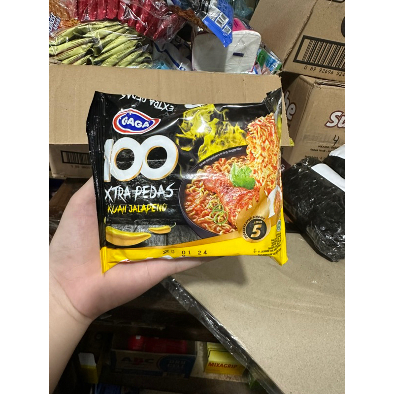 MIE GAGA 100 EXTRA PEDAS KUAH JALAPENO