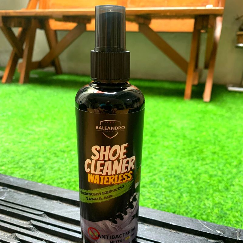 Paket Pembersih Sepatu, isi 2 Paket Shoe Cleaner dan Yellowing Remover