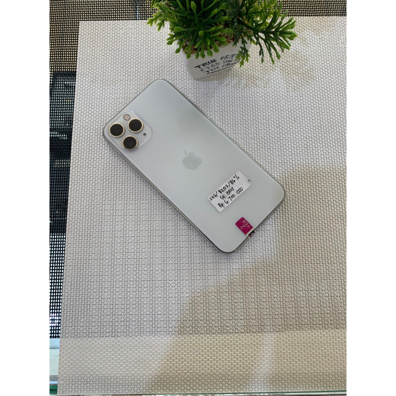 IPHONE 11 PRO 256 SMARTFREN ONLY FULLSET NO MINUS FUNGSIONAL AMAN SEMUA