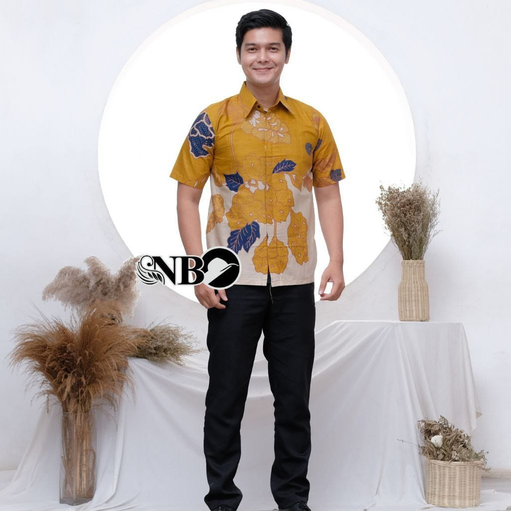Batik Pria Lengan Pendek Premium BATIK AZMIL HRB026 motif KERATONAN Kode 002 size M L XL XXL