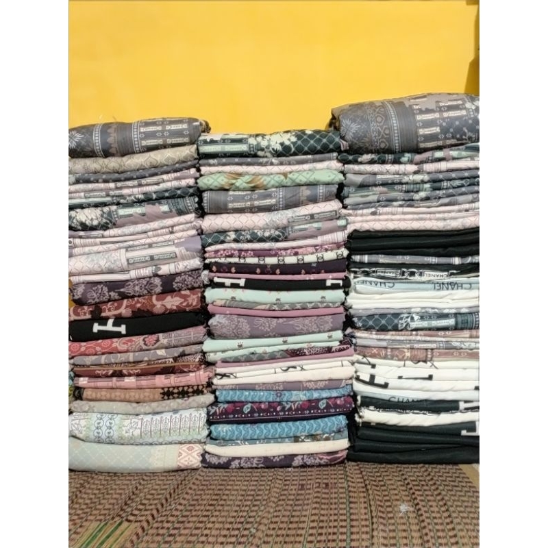 Kain kiloan motif maxmara Lux