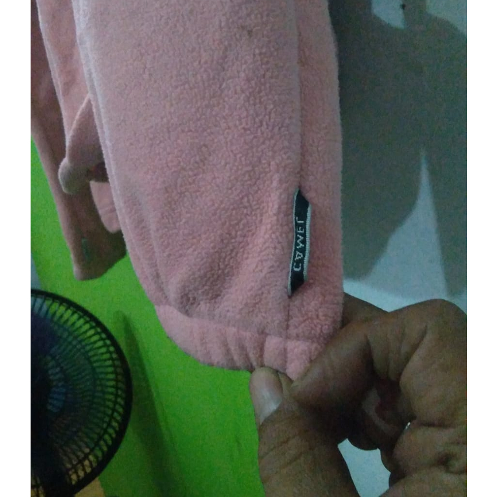 Jaket Switer Camel