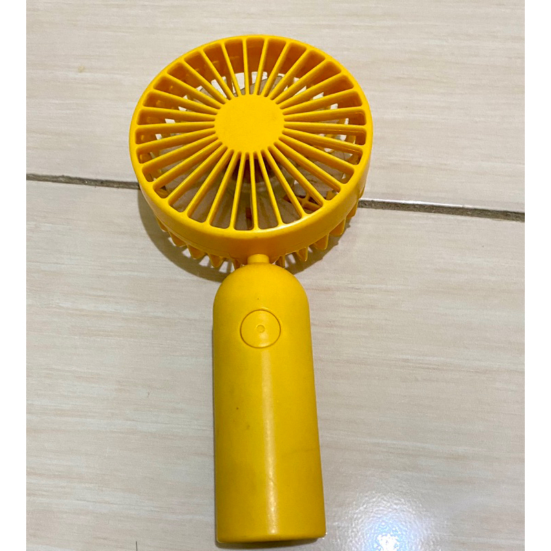 Kipas portable “miniso”