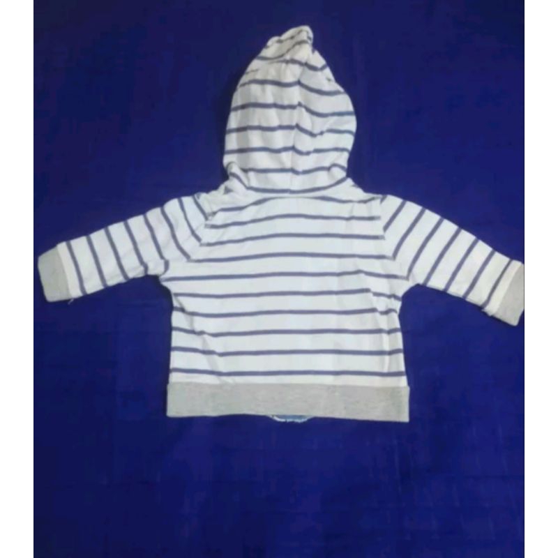 Jacket hoodie preloved 1631 like new baby 0-3 bulan second branded sweater, jacket, jumper bayi dan 