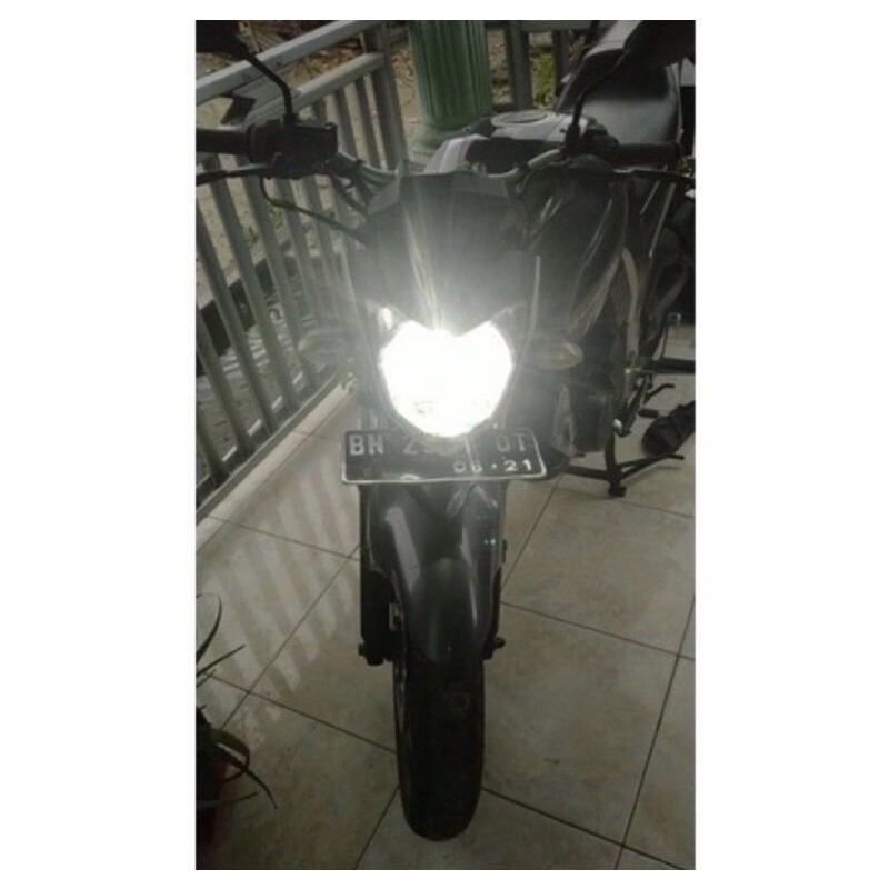 PROMO BOHLAM LAMPU DEPAN MOTOR LED HS1 H4 12V KAKI 3 PUTIH VIXION CBR NINJA TIGER RXKING BYSON THUNDER GL SCOOPY DLL