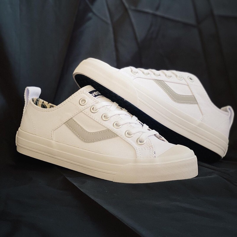 Ventela Reborn Low Reflective White