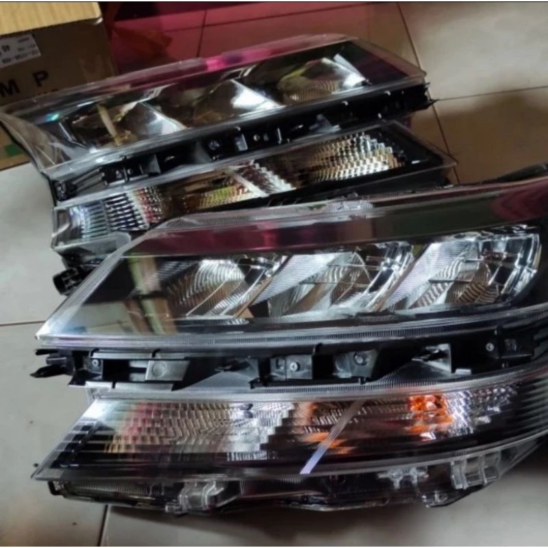 headlamp Avanza 2019 2020
