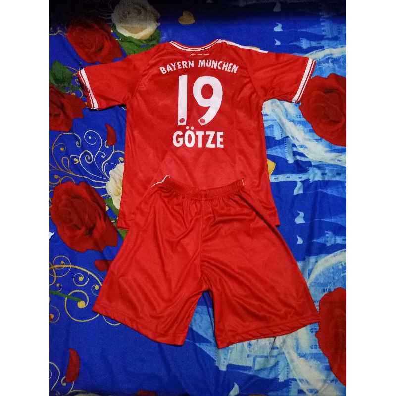 jersey multisport anak Bayern Munchen gotze