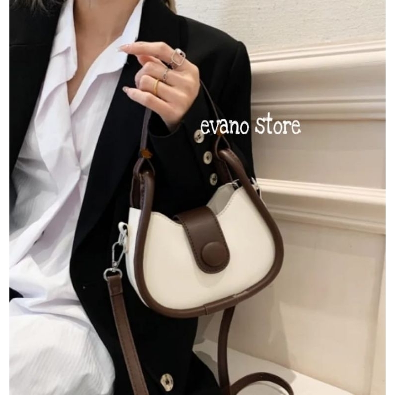 QILA SLING BAG,TAS SELEMPANG WANITA,TAS BAHU WANITA,TAS WANITA KOREAN STYLE,TAS KEKINIAN