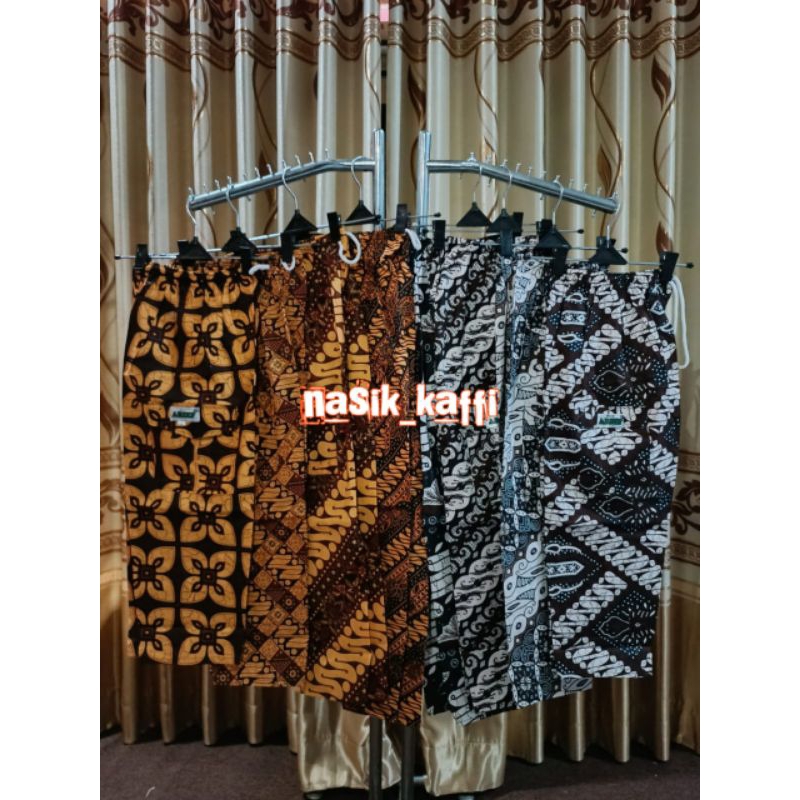 CELANA BATIK PRIA &amp; WANITA SEMUA UKURAN ADA / CELANA BOIM PRIA WANITA / CELANA BETAWI SEMUA UKURAN ADA / CELANA BATIK JUMBO/ CELANA BATIK ANAK-ANAK / CELANA BATIK UKURAN STANDAR DEWASA