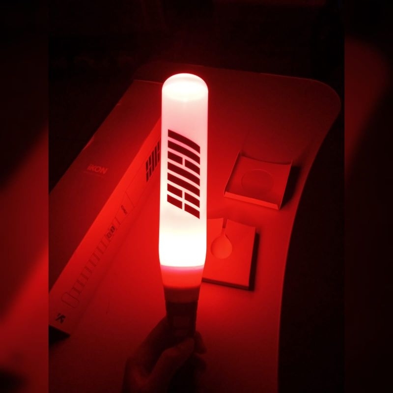 Ikon Lightstick Ver. 2 (Konbat)