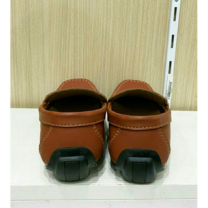 sepatu casual slip on pria sepatu santai bahan kulit sentetis kualitas premium