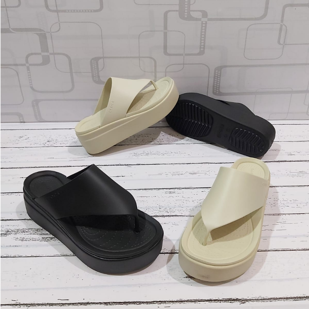 Sandal Wedges Wanita Crocs Brooklyn Flip Sandal Jepit Wedges Wanita